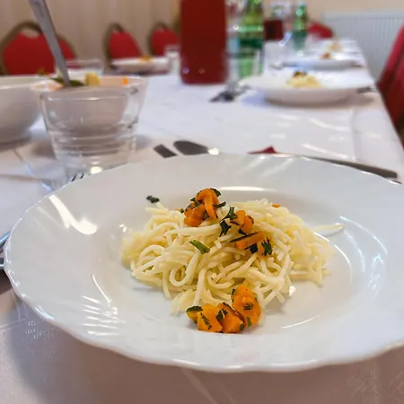 Relaks Guest house *